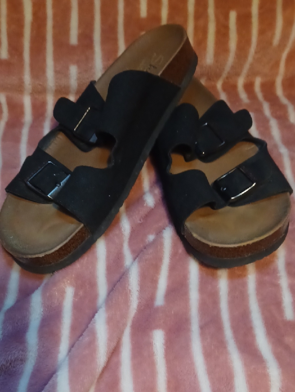 Skechers Black Luxe Foam Buckle Slide